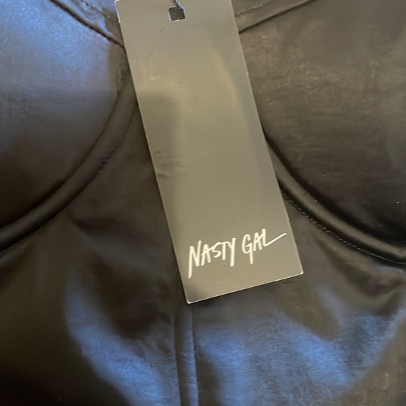 Womens New Nasty Gal Plus Satin Bust Detail Corset Black - Picture 5 of 9